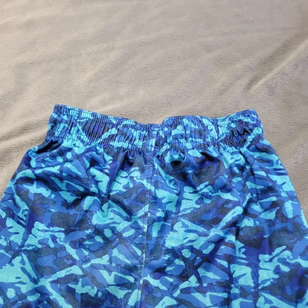 Under Armour Athletic Shorts Boys Size 6 Blue Geometric Comfort Stretch‎ Pull On